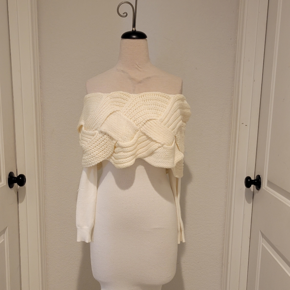 JluxLabel Off the shoulder cream dress